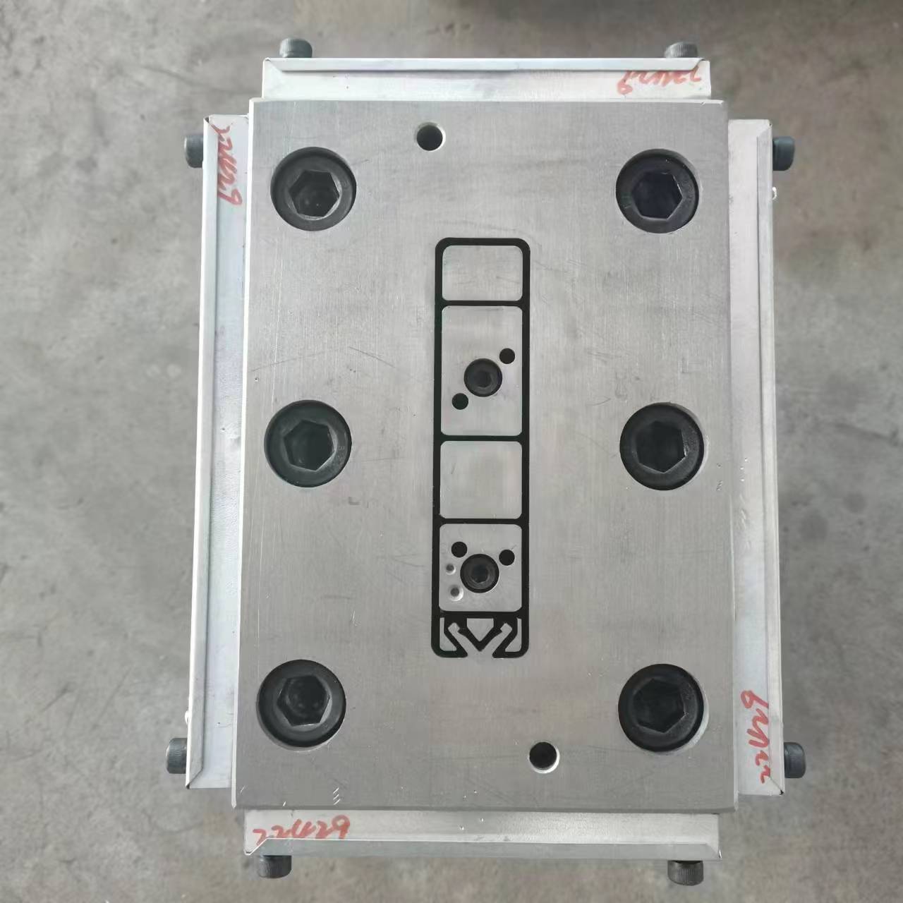 PVC木塑、發(fā)泡模具